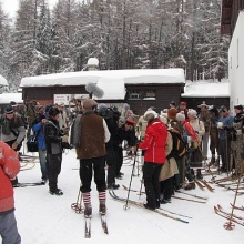 Čeští a němečtí lyžaři na nádraží Hermsdorf - Rehefeld - foto Jan Setvák 