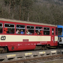 Odjezd dopoledního vlaku z Oseka-města 7.3.2015