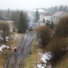 Souprava od vlaku 26850 v Moldavě, pohled od hraničního mostu 