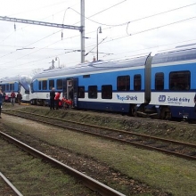 V pondělí 15.2., v první den jarních prázdnin okresu Ústí nad Labem, se opět podle platného jízdního řádu vydal vlak 26850 z Ústí nad Labem bez přestu