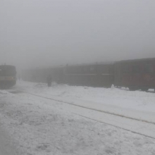 Na moldavském nádraží byla docela mlha, chladno a větrno. Ale dost sněhu. 